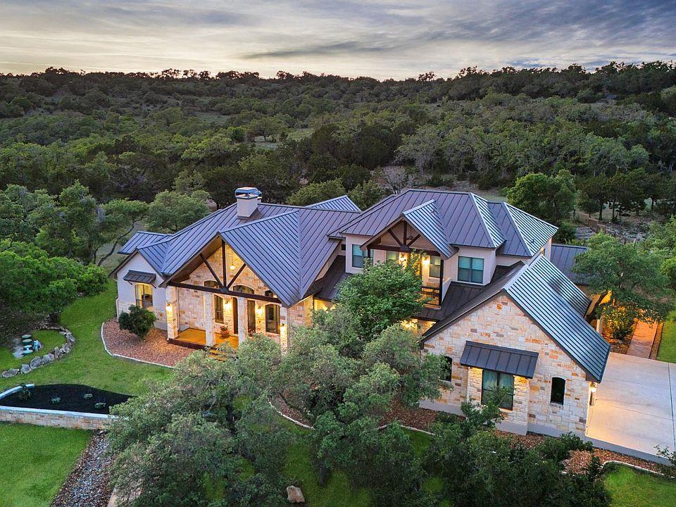 Standing seam on a ridgeline home, Spring Branch